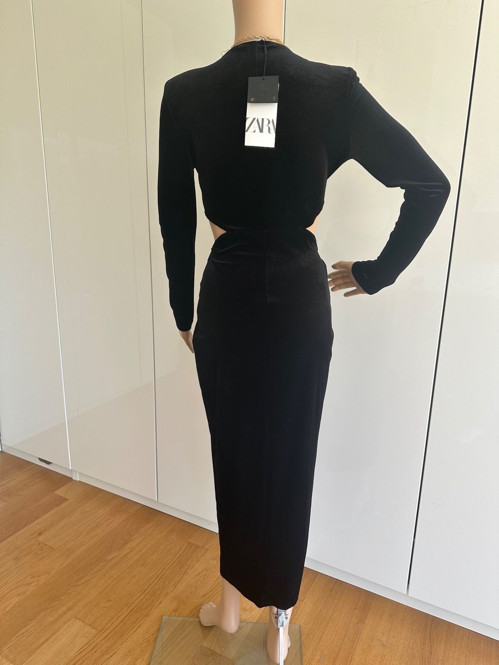 Zara Vestiti: Velourkleid – Nuovo e nell'imballaggio originale da Thalwil venduto da GerSutter 2
