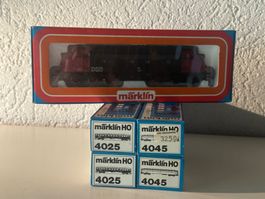 Märklin H0: 3067 DSB Diesellok mit 4 Blechwagen,