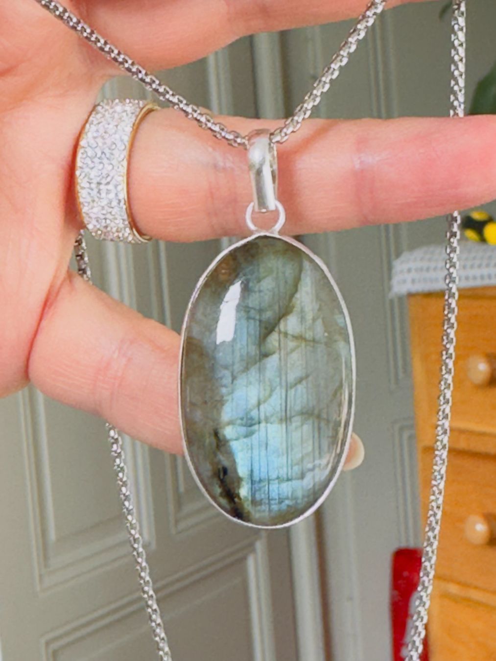 Catenine: Labradorite necklace – Nuovo e nell'imballaggio originale da Genève venduto da AGBERG 1