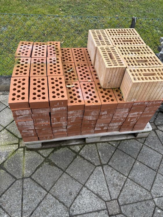 Backsteine (Gebraucht) in Gränichen für CHF 40 – nur Abholung auf ...
