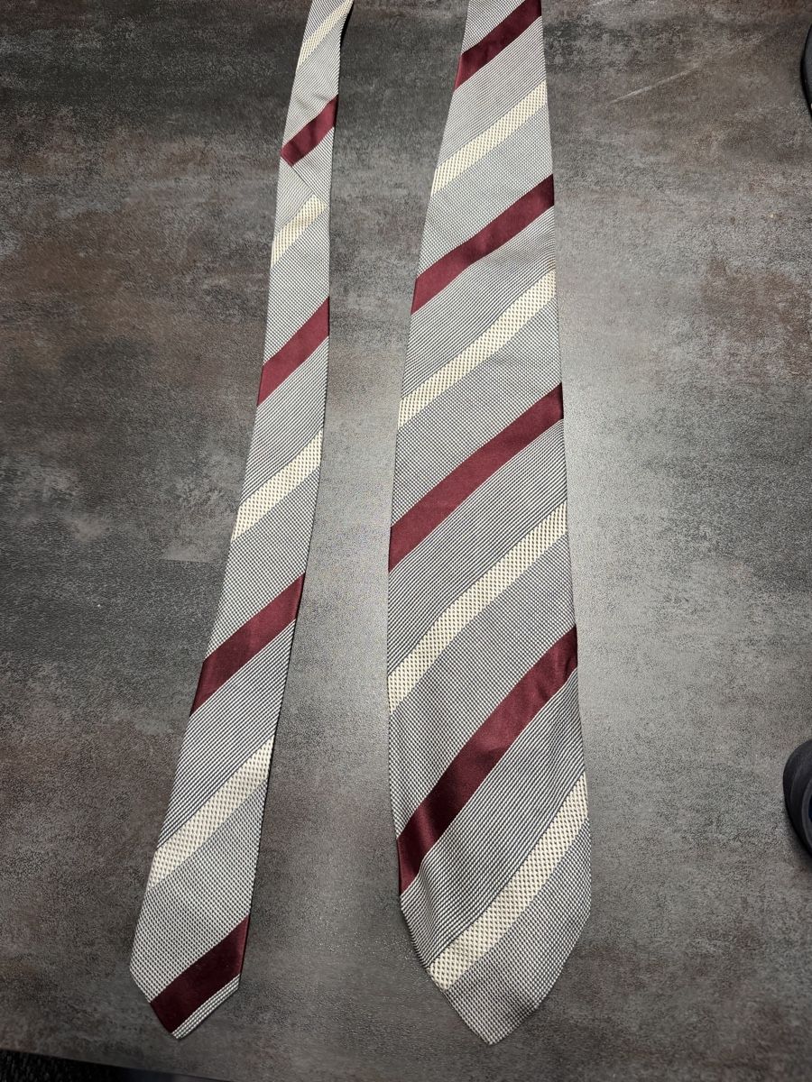 Armani Cravatte: Vintage Georgio Armani Krawatte – Usato da Wettingen venduto da NickInc