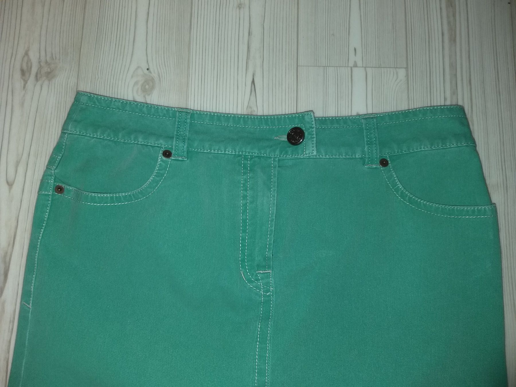 Bogner Gonne: Jupe / Rock BOGNER    Taille / Grosse 40 CH ...... – Usato da Cossonay-ville venduto da Super-Price-Quality 1