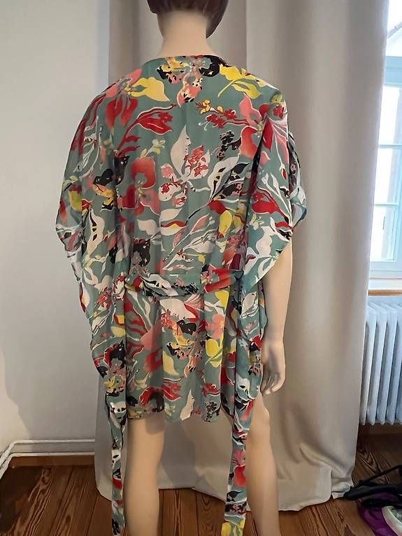 Vestiti: Strandkleid mit Blumenmuster, Grösse M, – Usato da Zürich venduto da ost_5sdl 3