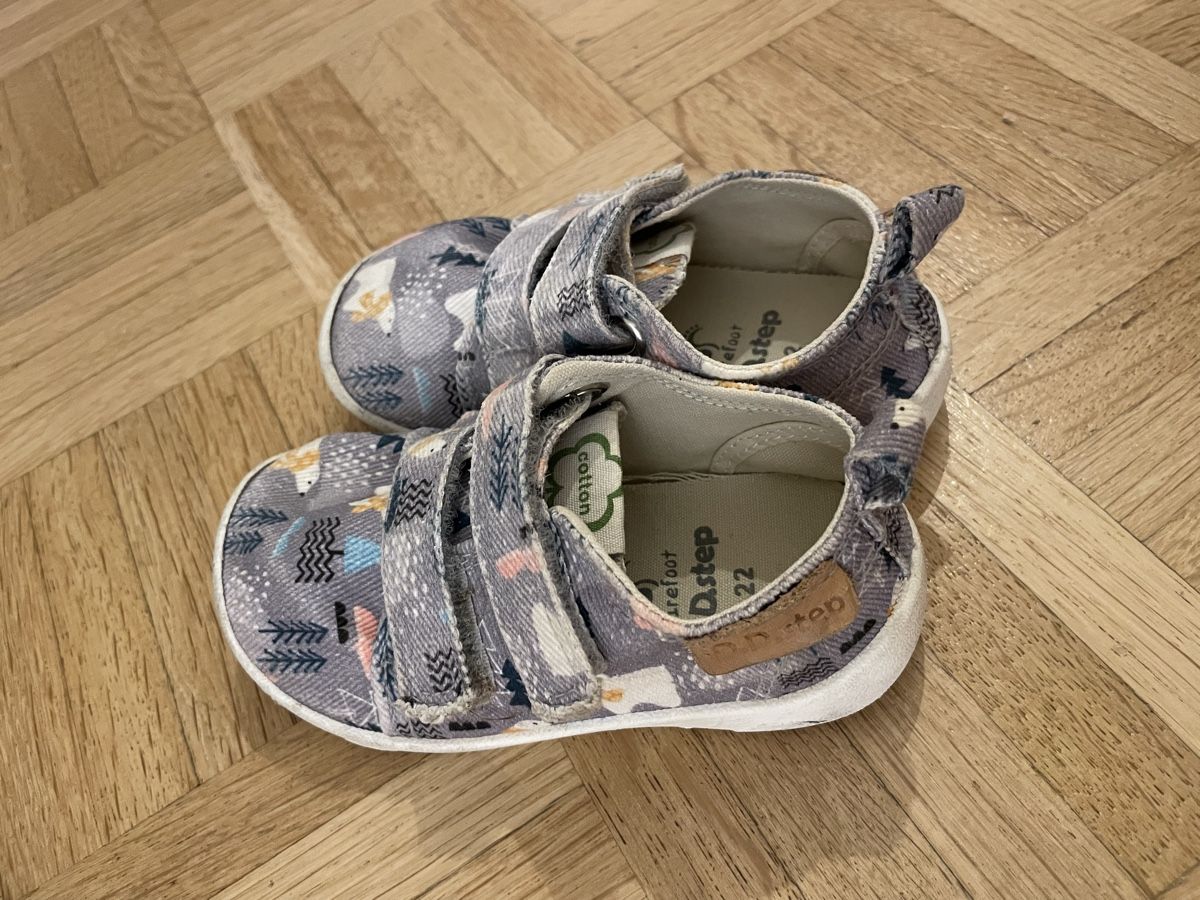 Scarpe per ragazze: Barefoot Mädchen Schuhe  – Usato da Niederlenz venduto da Plusia