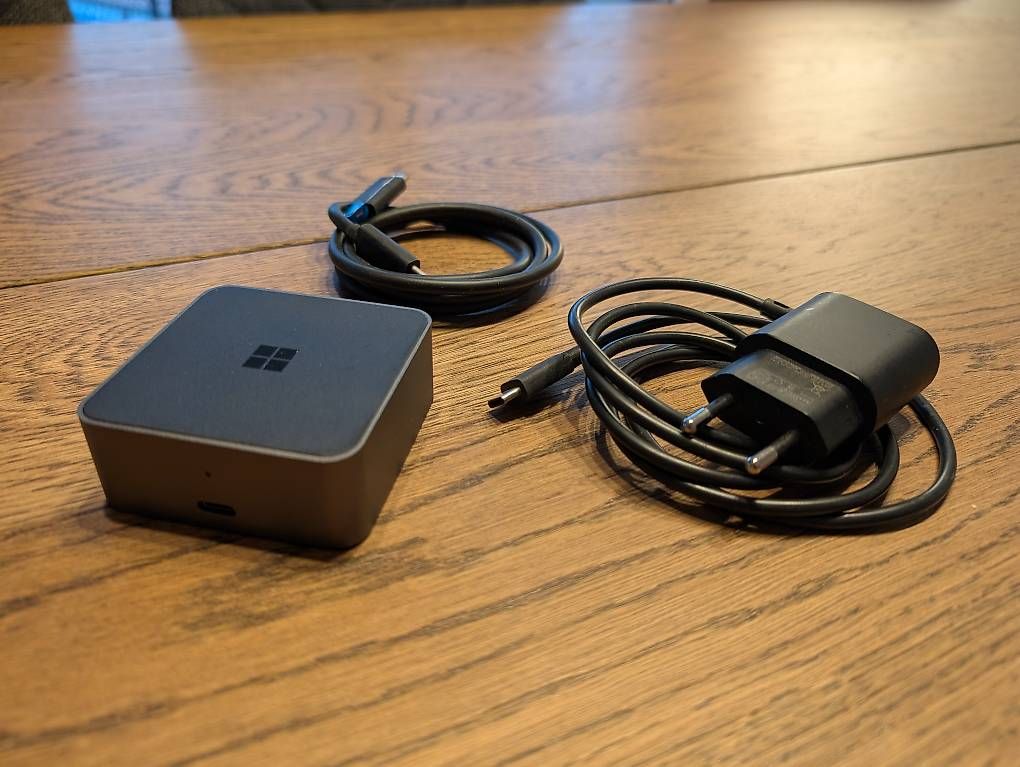 Microsoft Docking station: Microsoft HD-500 Display Docking Continuum – Usato da Sempach venduto da Tornadoblaster 3