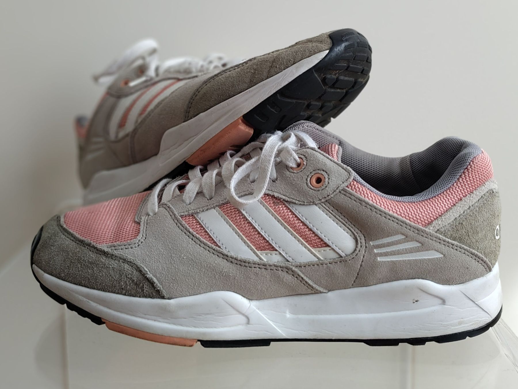 Adidas Scarpe da donna: Adidas Rose/Gris T.40 2/3 – Usato da Lausanne venduto da HelenaK