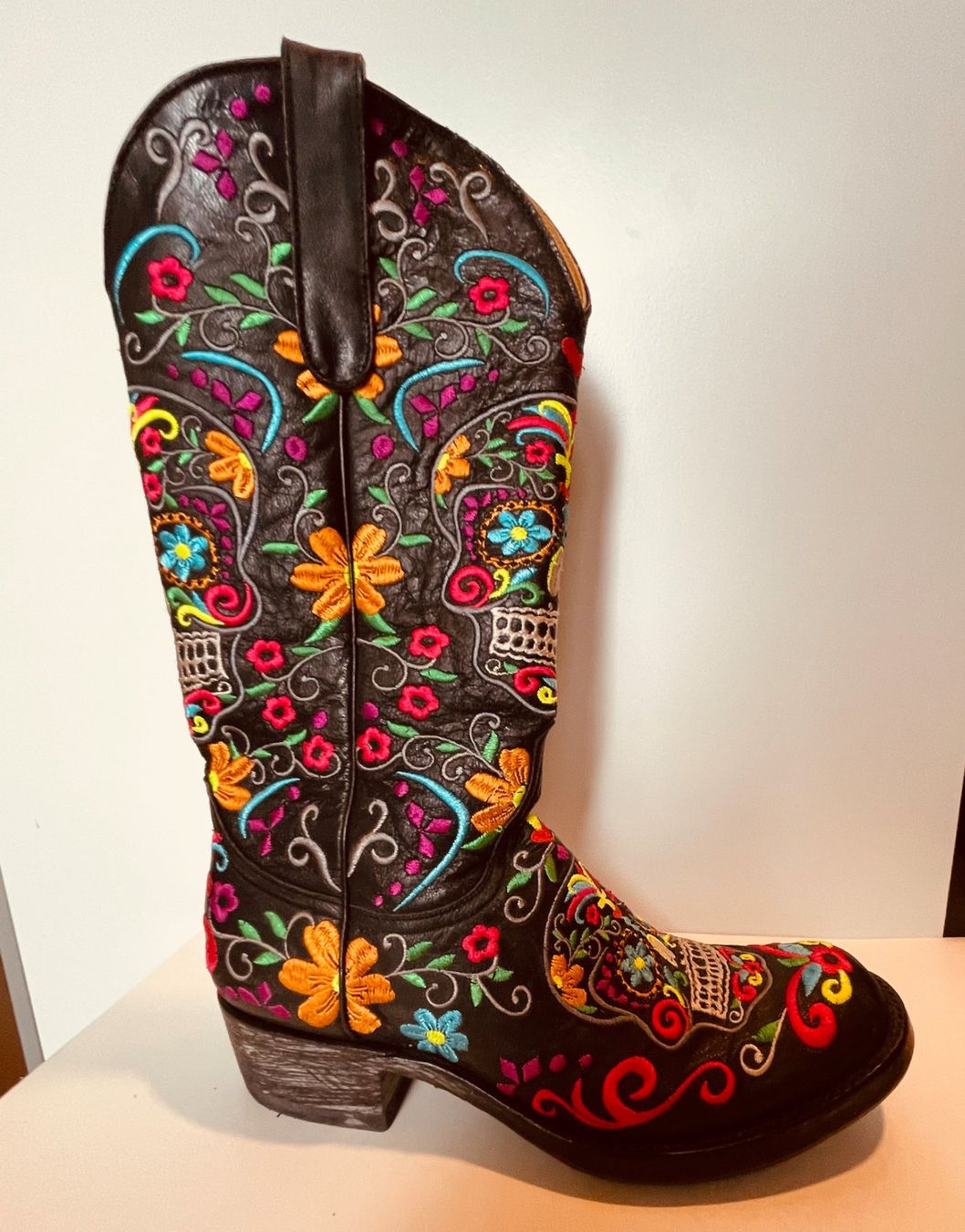 Bally Scarpe da donna: MEXICANA bottes noir brodée "Frida" 38 – Nuovo (secondo la descrizione) da Sugnens venduto da 555madison