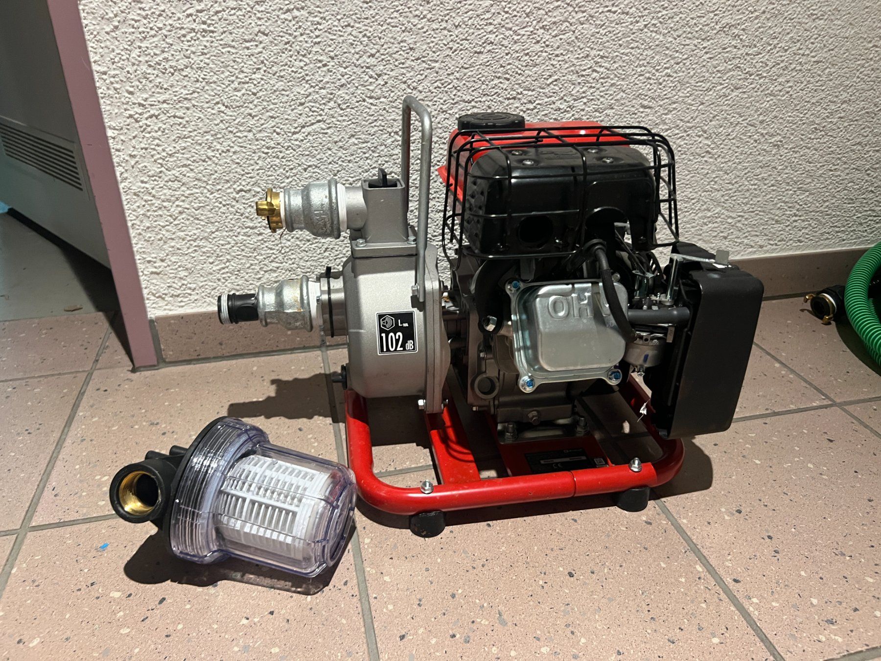 Einhell Pumpen & Teile: Wasserpumpe Einhell Benzin, neu, mit Vorfilter – Gebraucht aus Affoltern am Albis von 2macjah 1