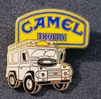 CC678 - Pin CAMEL TROPHY Jeep Rennen