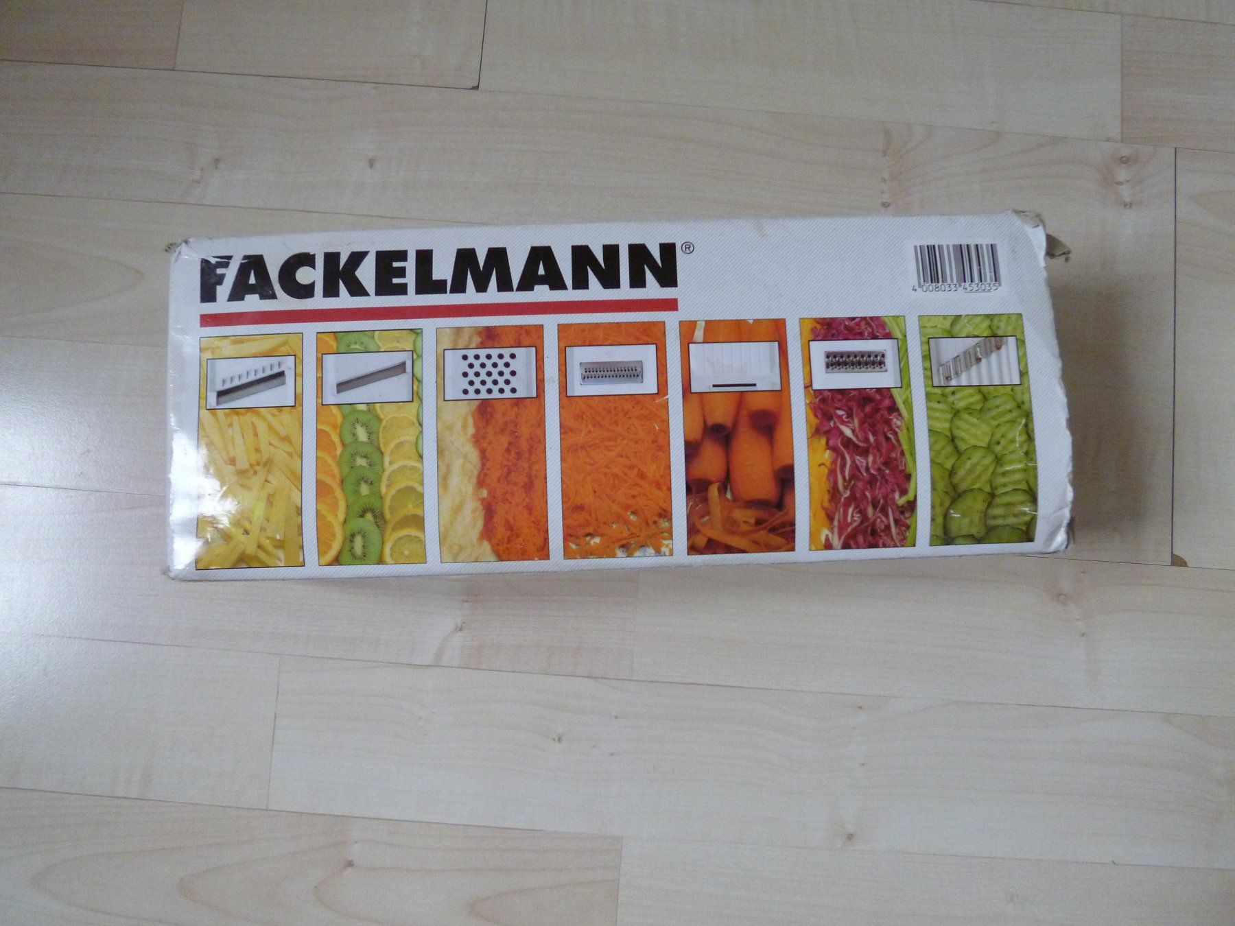 Elettrodomestici da cucina: Fackelmann Gemüsehobel mit 5 Einsätzen – Usato da Dättlikon venduto da Mamakuga 6