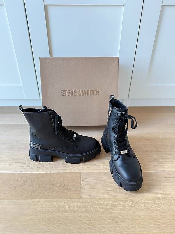 Damenschuhe: Tanker Boots von Steve Madden – Gebraucht aus St. Gallen von Sabrinaaa 2