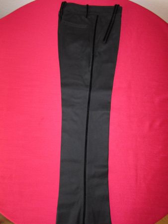 Hose Byblos NEU! mit Samtstreifen