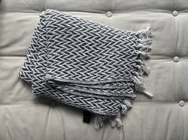 Tranquillo Decke schwarz-weiss Fischgrätmuster