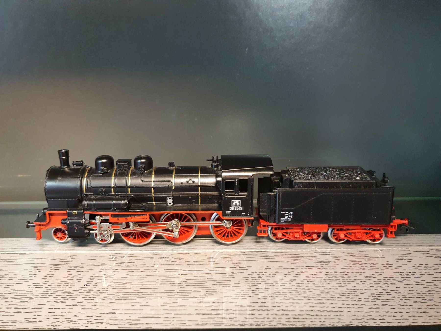 Märklin Modellini di ferrovie: MÄRKLIN: SCHNELLZUGDAMPFLOK P8 DELTA/DIGITAL – Usato da Biglen venduto da taunus82