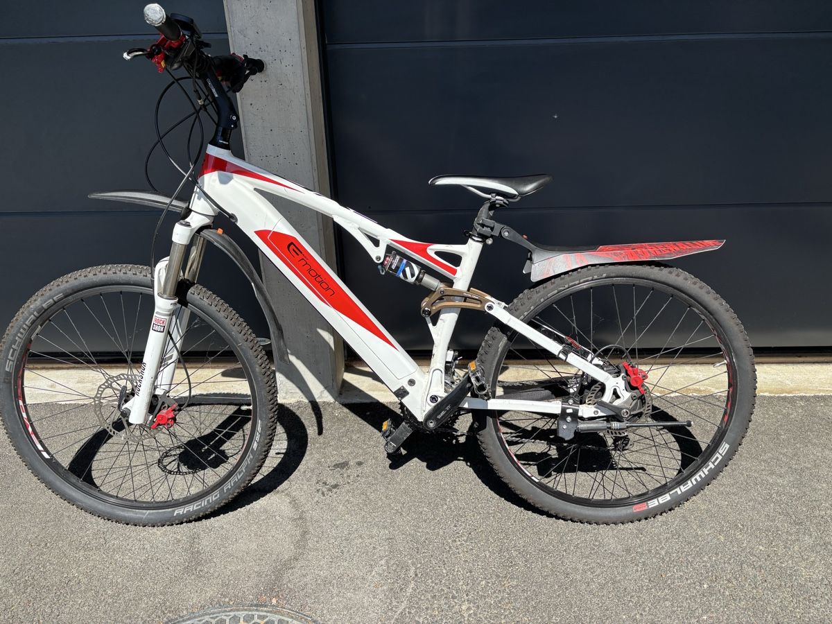 Vélos: E-Motion Mountainbike, Marke EASY MOTION – Défectueux à Bellach par Legdance 1