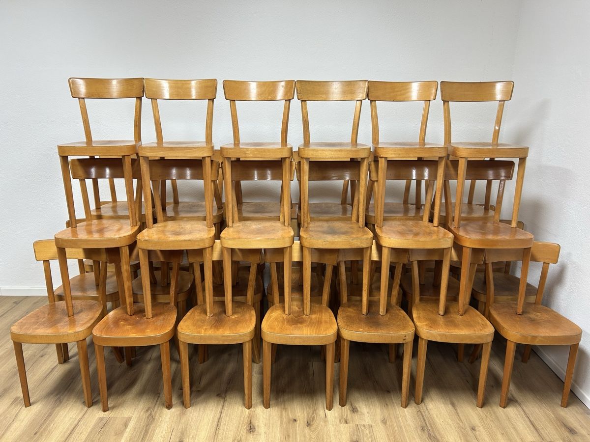 Horgen Glarus Chaises: Beizenstühle Horgen Glarus – D'occasion à Basel par MoebelSackmann