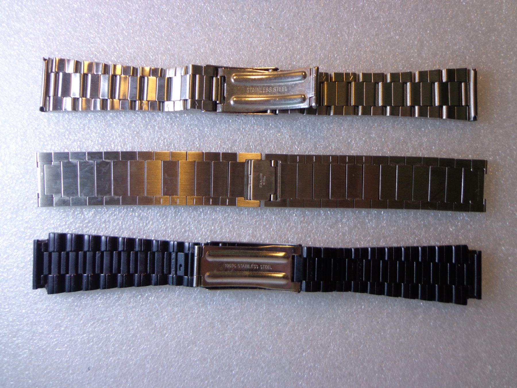 Bracciali & Braccialetti: Uhrenbänder Metalluhrenbänder – Nuovo e nell'imballaggio originale da Hinterkappelen venduto da Roku5 7