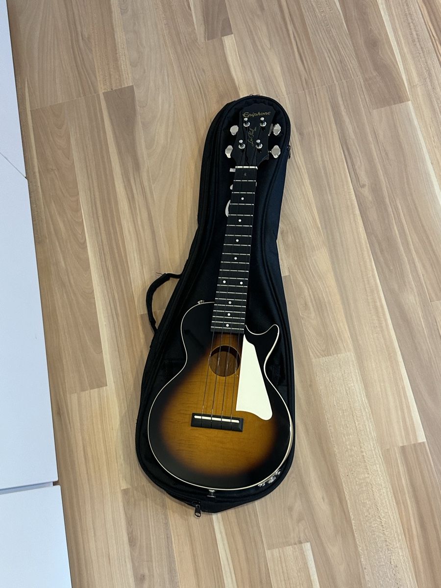 Epiphone Strumenti musicali: Epiphone Les Paul Ukulele inkl. Tasche – Usato da Triesen venduto da zeysel