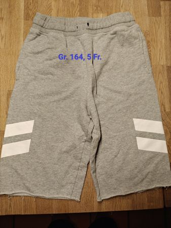 Jogginghosen Shorts Gr. 164