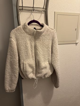 Jacke Grösse M 