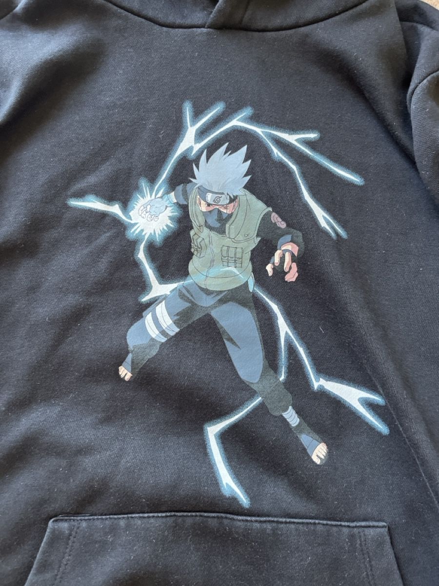 Bershka Maglioni & Felpe: Naruto Swaet à capuche S – Usato da Lausanne venduto da mae_dj7r 1