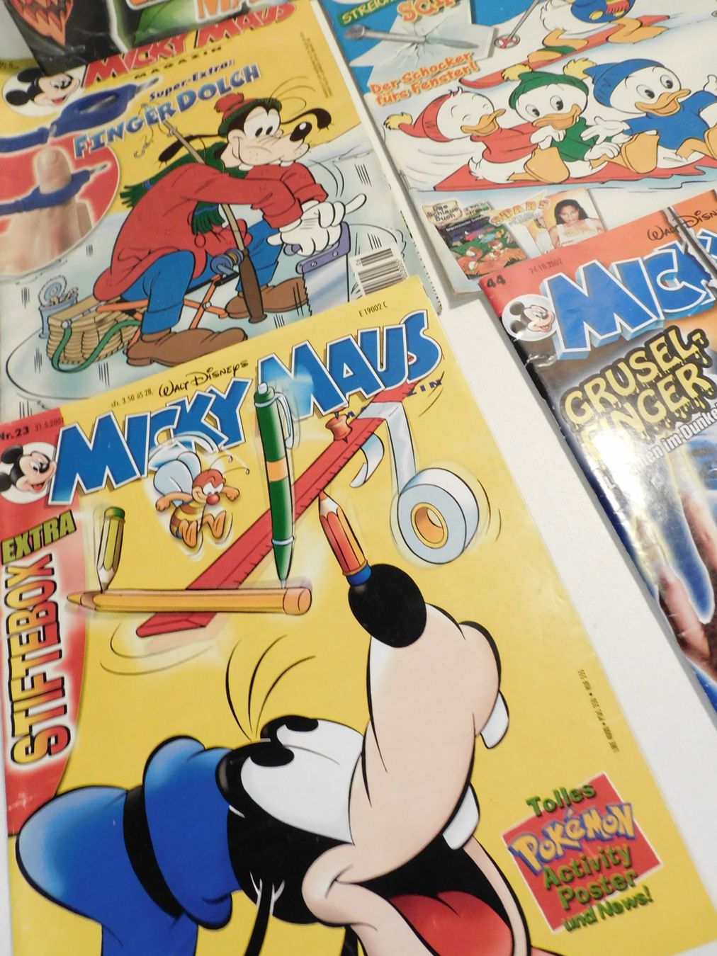 BD: Micky Comic Auktionen Buch u 10 Comic Hefte alt – D'occasion à Sursee par 76 1