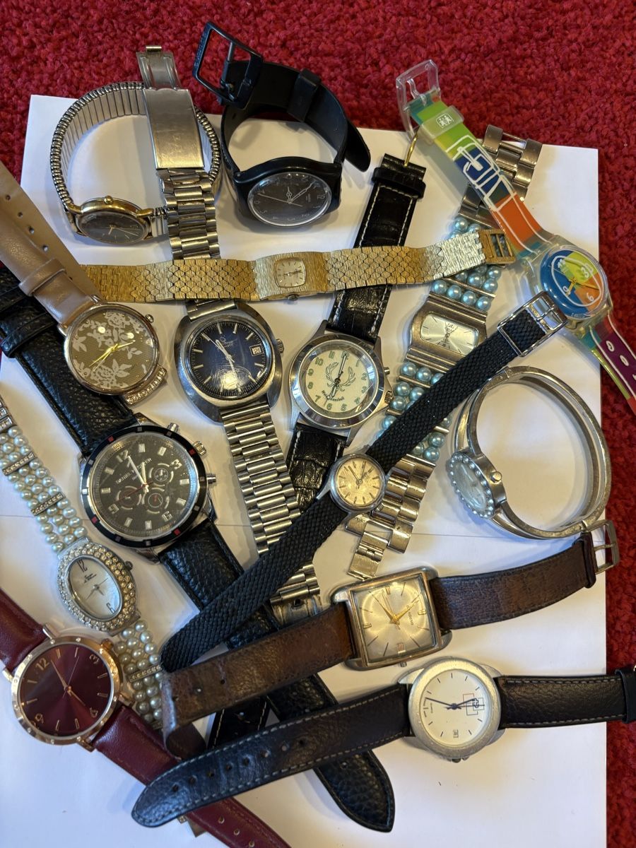 Montres: Uren 15 Stuck unkontrolliert  – D'occasion à Murten par Tzaugg 7