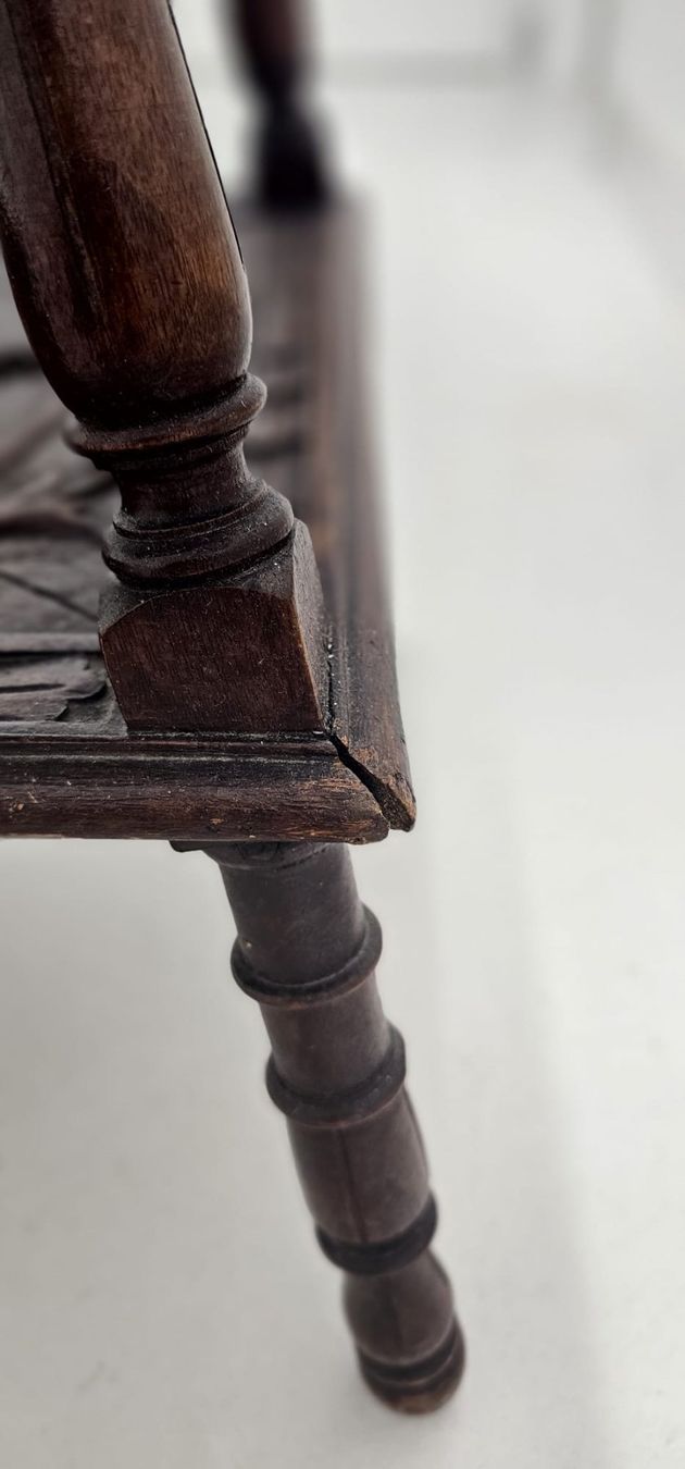Tavoli: Tavolino in legno intarsiato – Usato da Esslingen venduto da mag_8nqd 4
