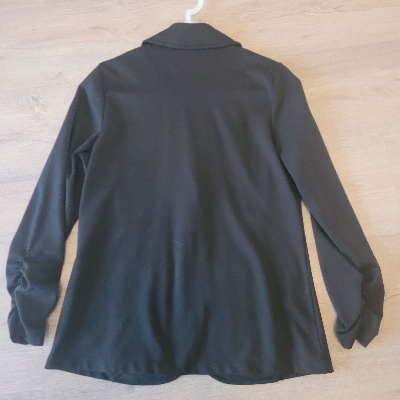 Cecil Giacche: Schwarzer Blazer von CECIL Grösse S (36/38) – Usato da Recherswil venduto da Pseneca 1