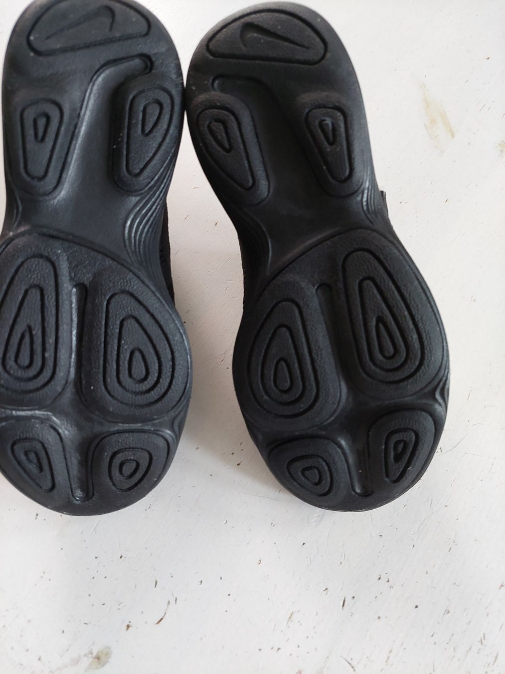 Nike Scarpe per ragazzi: Nike Halbschuhe / Turnschuhe Grösse 29 – Nuovo (secondo la descrizione) da Beckenried venduto da Havacola 2