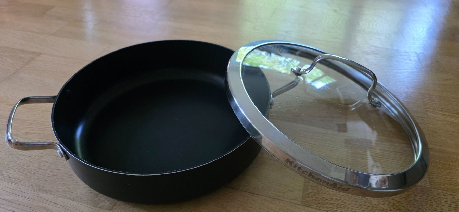 Kitchenaid Padelle: Kitchenaid Servierpfanne/Casserole pan with lid - 28cm – Usato da Zürich venduto da stargazer33 1