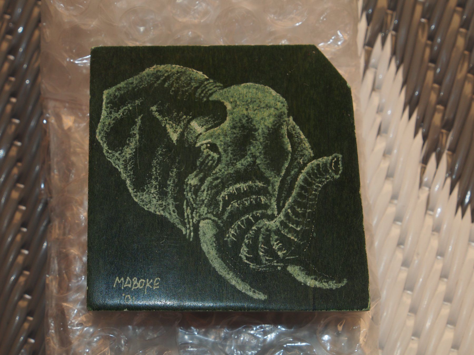 Tutte le decorazioni: éléphant gravé sur pierre verte MABOKE '01 – Usato da Ovronnaz venduto da Etagne68 5