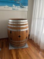 Weinfass als Bar
