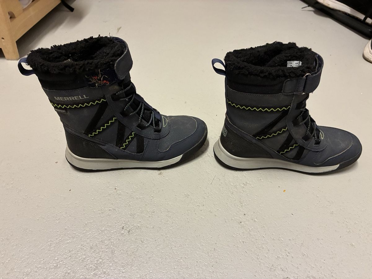 Merrell Schuhe für Jungen: Merrell Winterschuhe Grösse 32 – Gebraucht aus Männedorf von 3sacompany 1