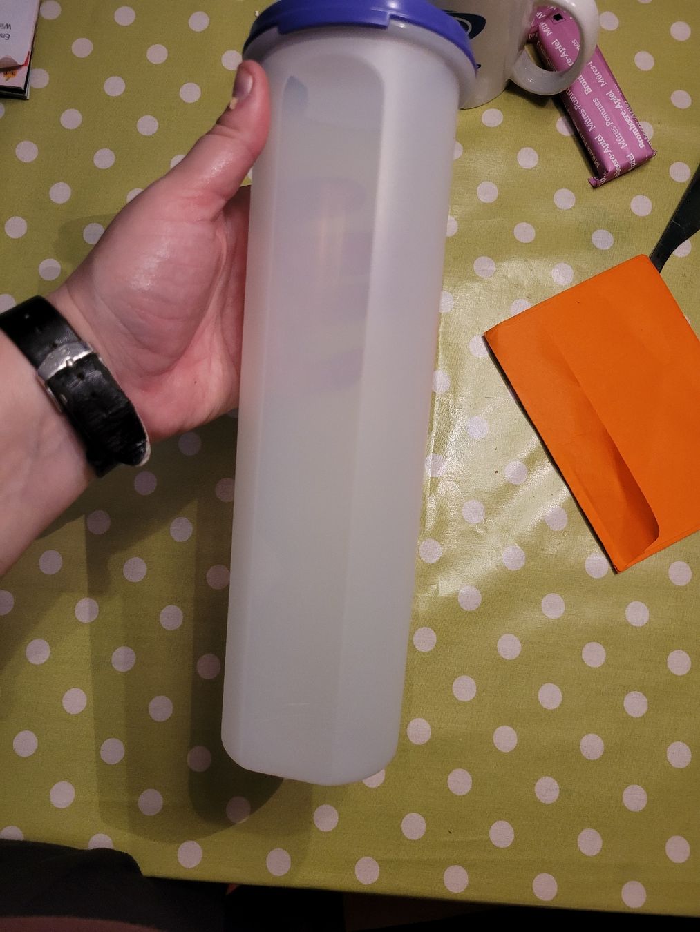 Tupperware Recipients et similaires: Tupperware Shaker lila/weiss  NEU – Neuf (Voir description) à Weingarten-Kalth par Angela0124 1