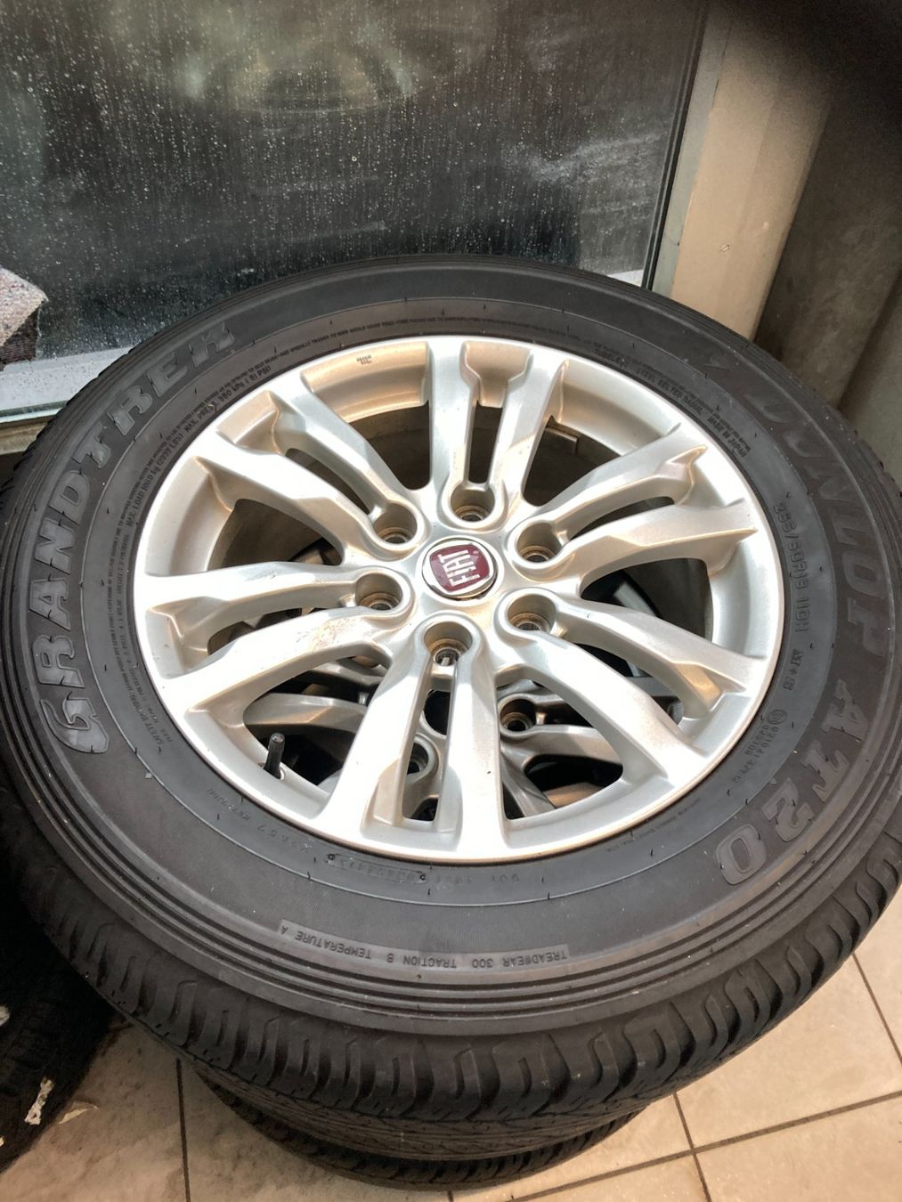 Fiat Pneumatici & Ruote complete: Fiat Fullback Sommerräder 265/60R18 – Usato da Cham venduto da WB2223 1