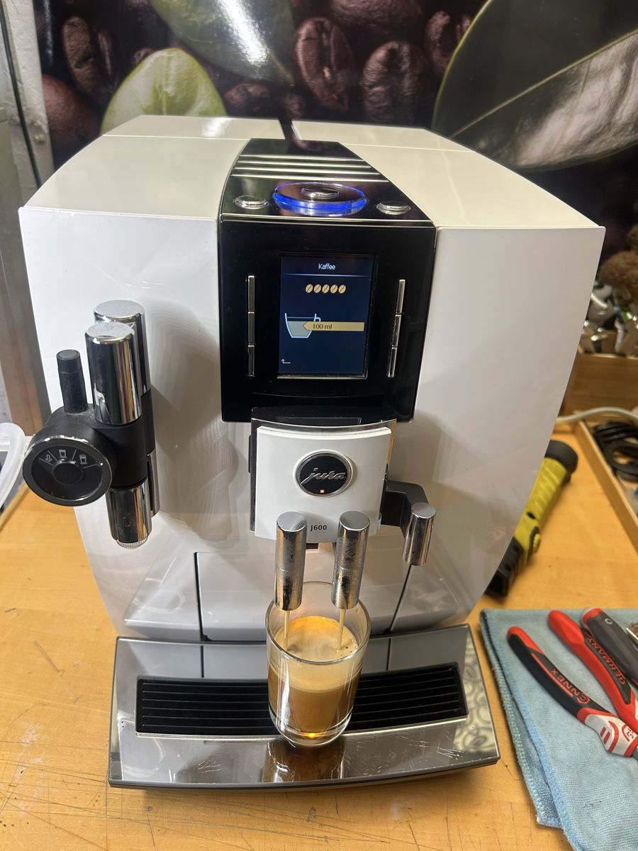 Jura Macchine per caffè & Macchine per espresso: Jura J600 – Usato da Laax GR venduto da Iusti27 5