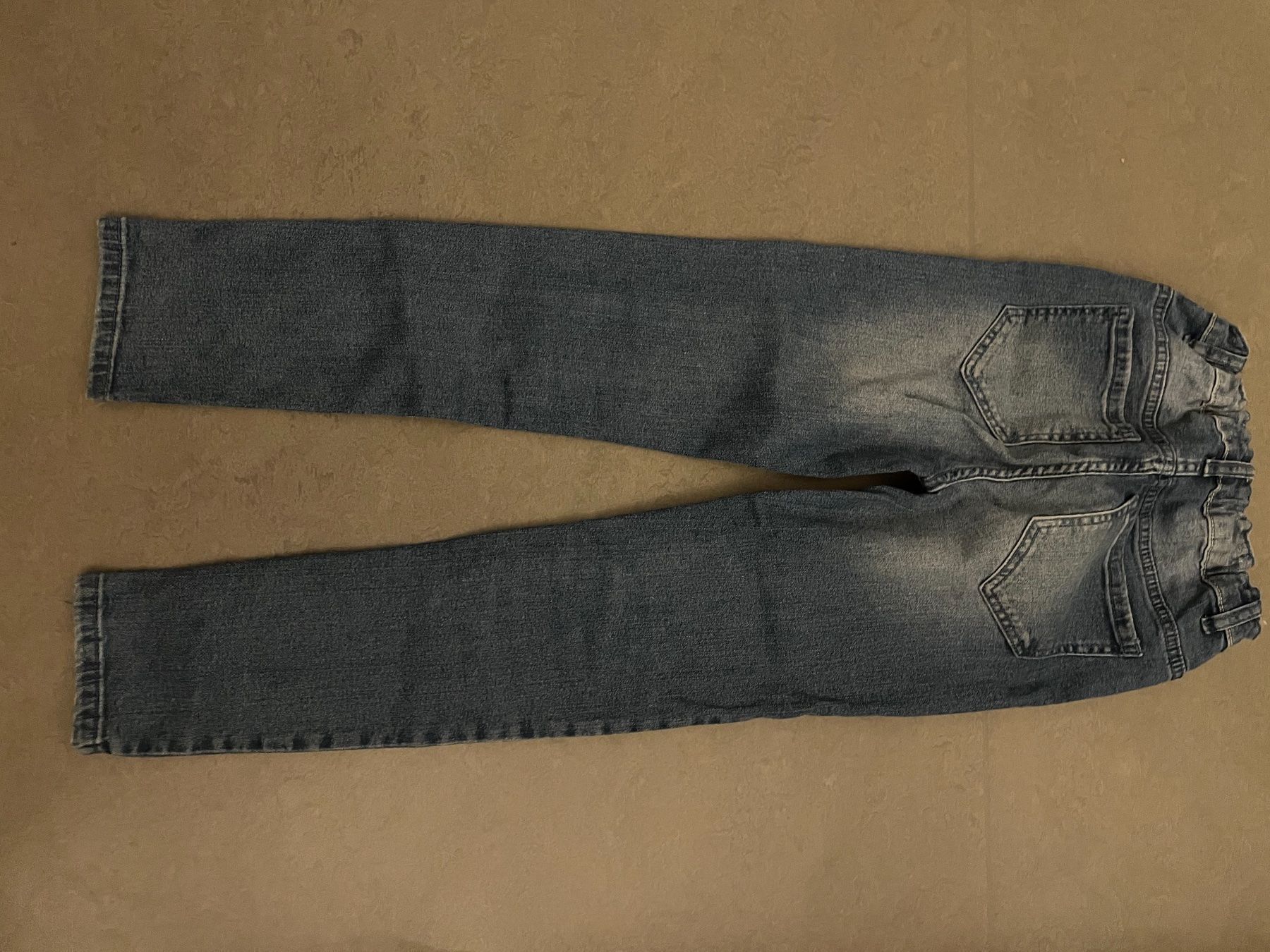 Pantaloni: Jeans – Nuovo (secondo la descrizione) da Zürich venduto da Ivona3 4