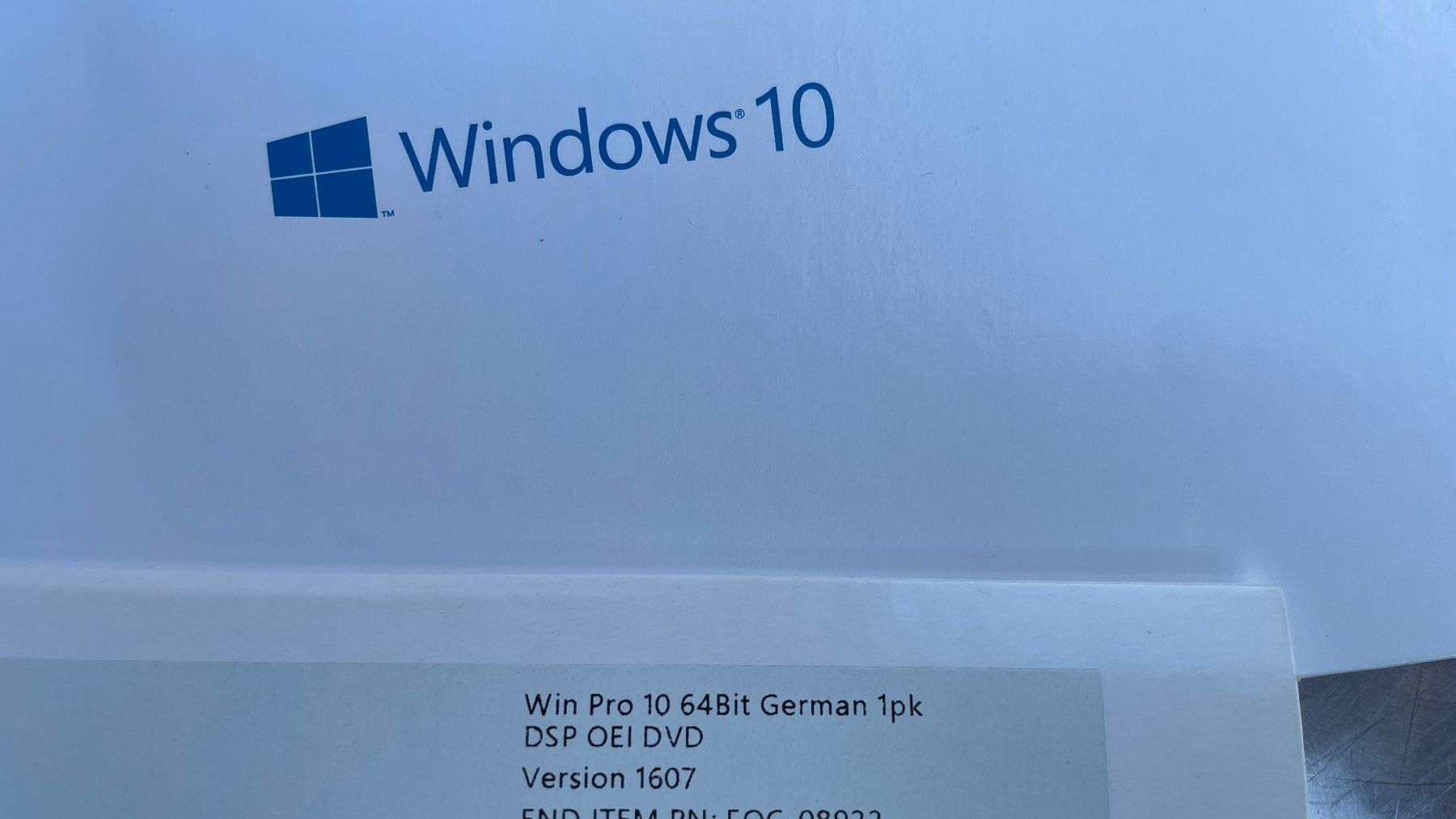 Microsoft Software: Windows 10 Pro Vollversion 64-Bit German DVD – Usato da Glattfelden venduto da cybermaxx 2