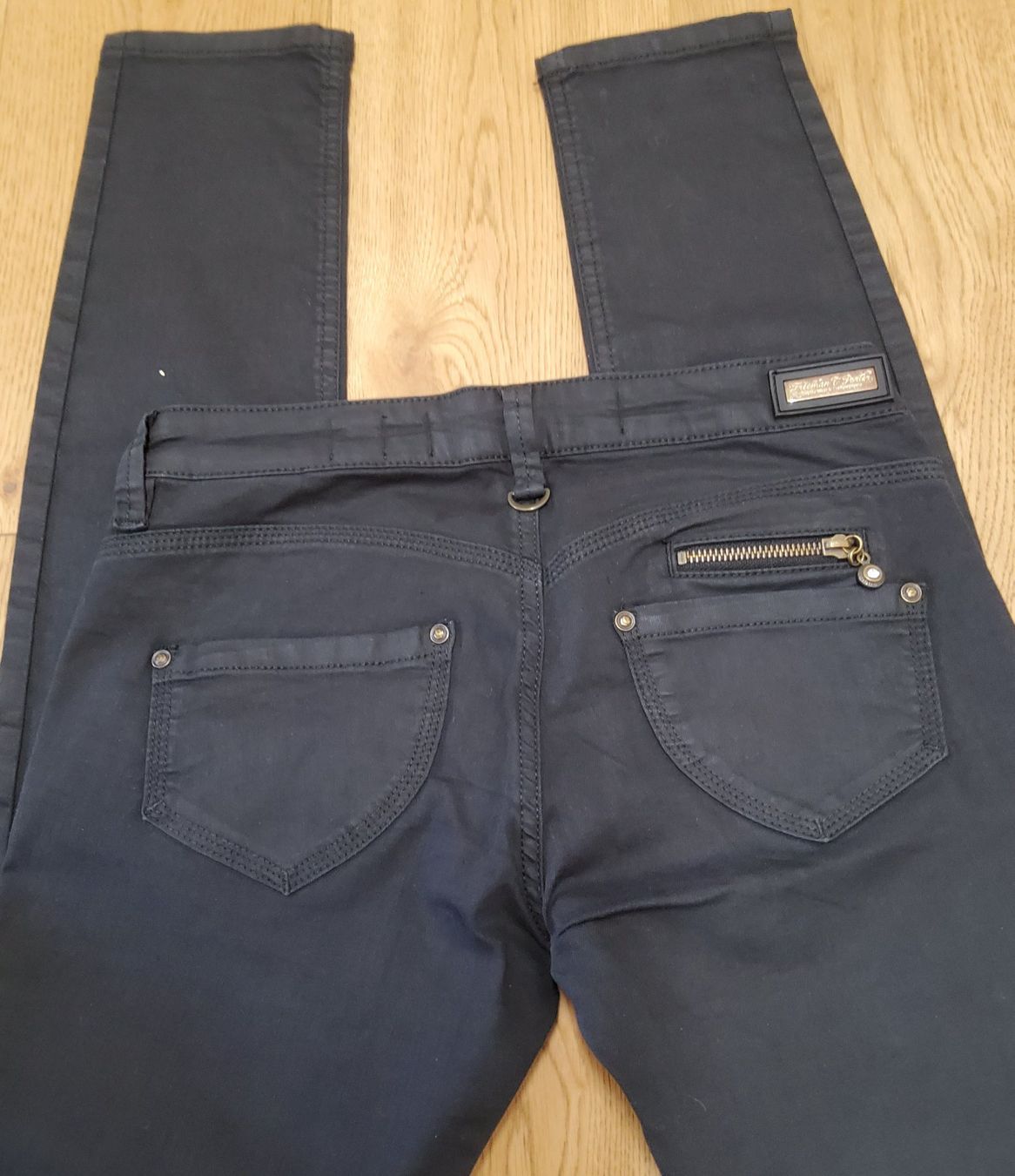 Lotti di vestiti: Kleiderpacket schwarz – Usato da Naters venduto da 3904Naters 4