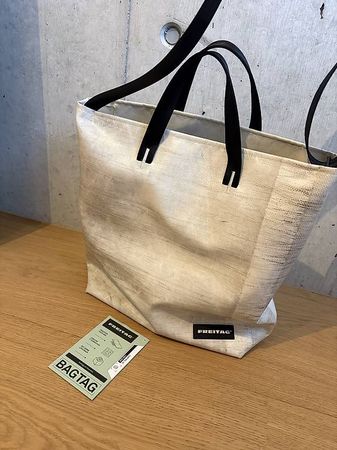 Freitag F203 Bob - neu - tolles offwhite