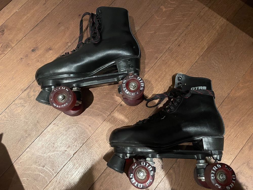 Pattini in linea & Pattini a rotelle: OTRS Rollschuhe, Gr. 42, Pro Acro – Usato da Zürich venduto da klinker321 2