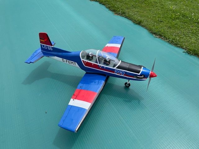 RC Modellbau: Black Horse PC-9 – Gebraucht aus St. Gallen von sute 1