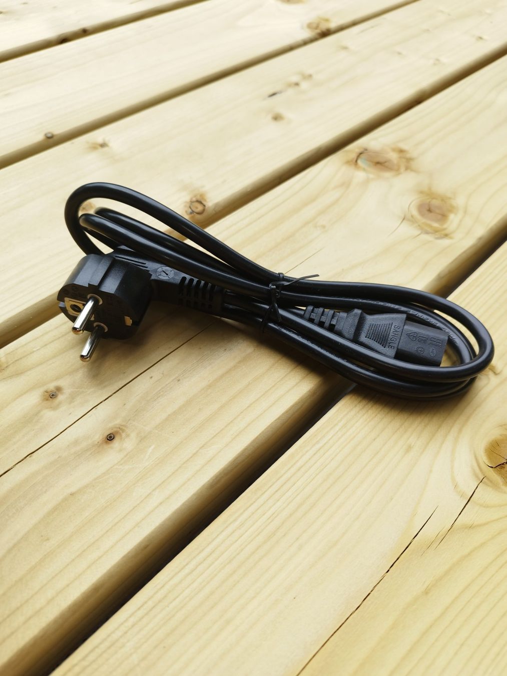 Cavi: HDMI Kabel + PC Netzkabel/Stromkabel – Nuovo (secondo la descrizione) da Wassen UR venduto da EngDinis 1