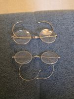 Antike Brille mit Goldrand, runde Form