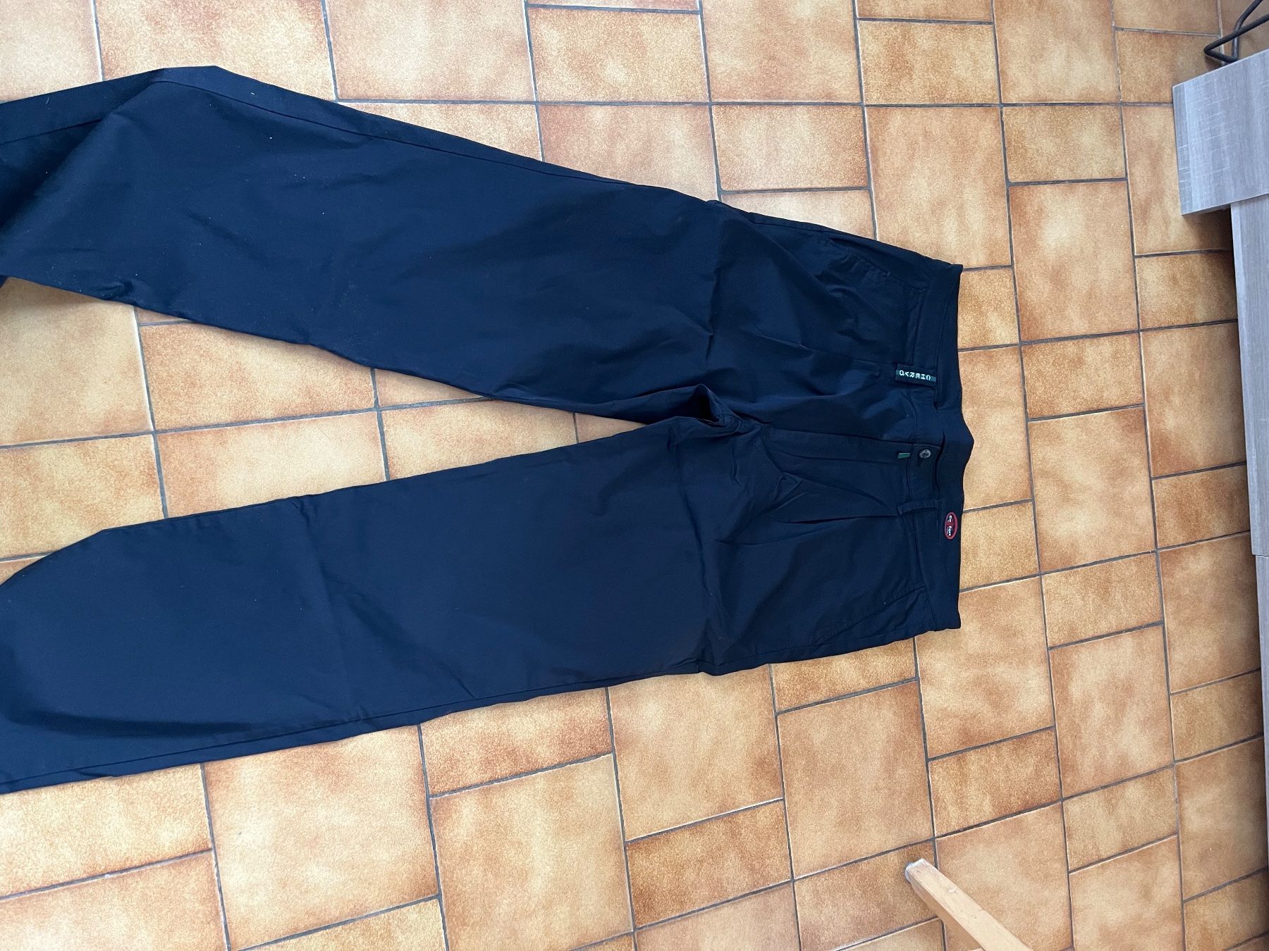 Pantaloni: Pantalon Chervo Taille 48 patricia – Usato da Veyrier venduto da kimedovapa 2