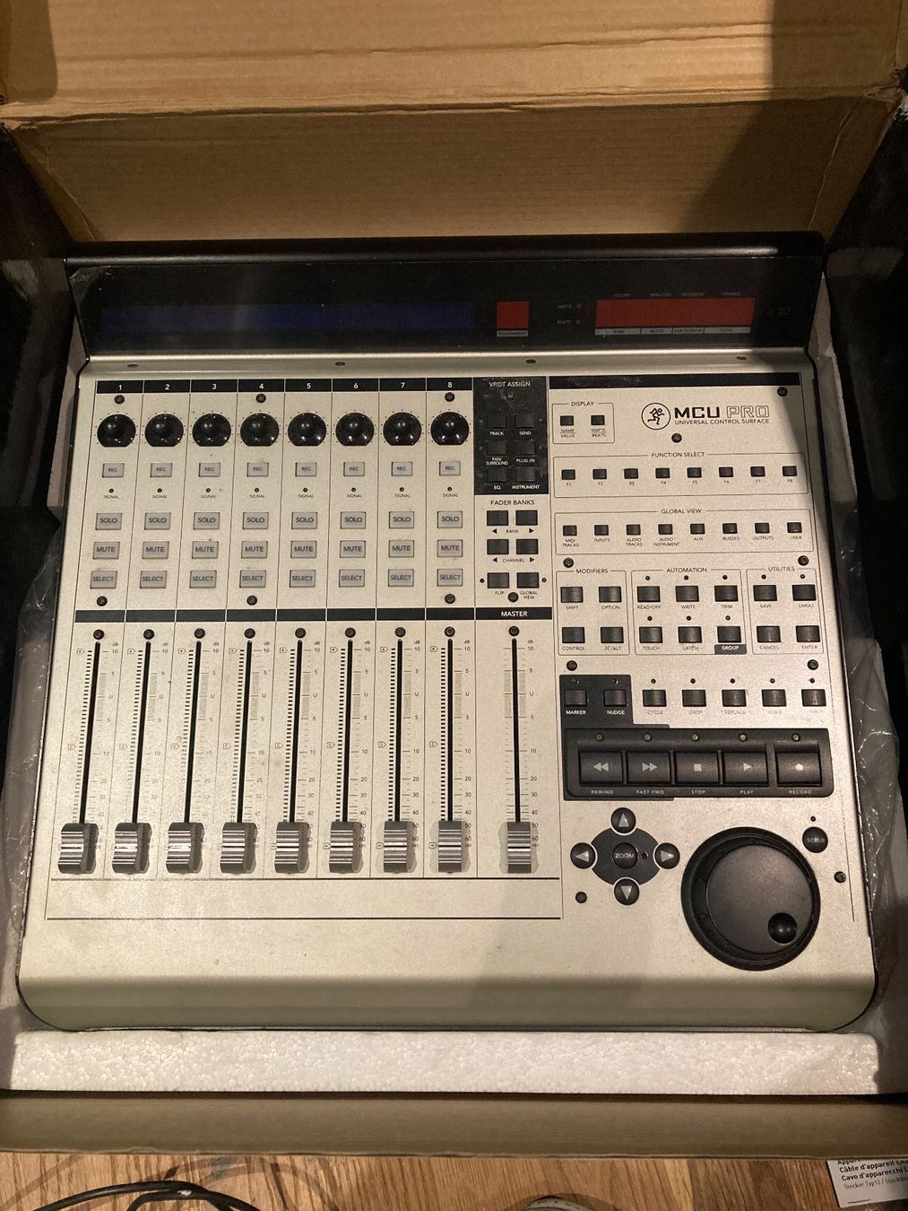 Mackie Platines de mixage: Mackie MCU pro – D'occasion à Vevey par roquey 1