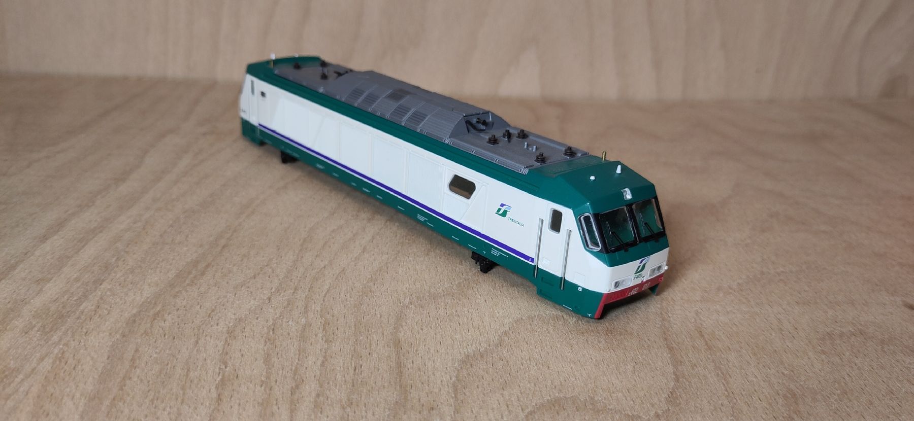 Roco Modellini di ferrovie: Fs Roco E402 Gehäuse – Nuovo (secondo la descrizione) da Liebefeld venduto da robi15blue 1