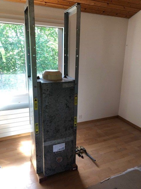 Sanitari: Boiler Warmwasser 200 Liter – Usato da Seftigen venduto da cfriwa