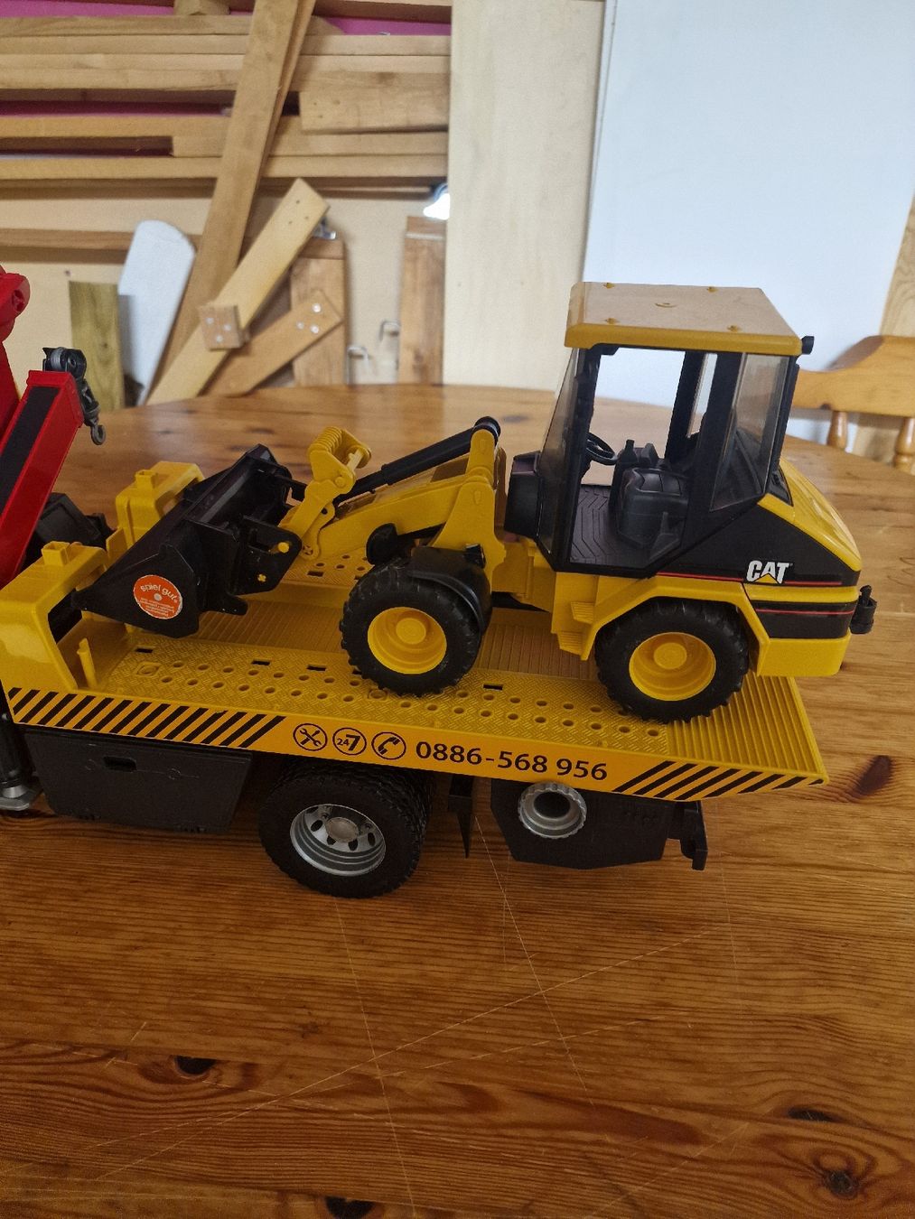 Bruder Jouets: Bruder Abschleppwagen mit Bagger – D'occasion à Herzogenbuchsee par ioa_zcm6 2